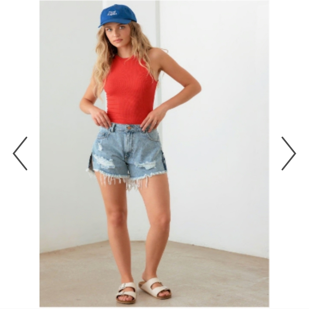 Le Lis Red Ribbed Sleevless Bodysuit